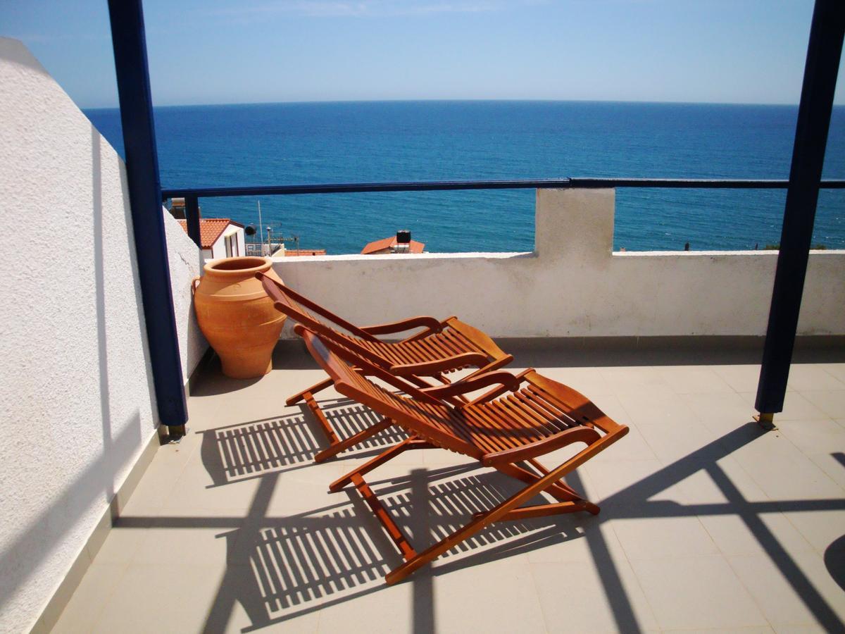 Big Blue Apartments Mírtos Ngoại thất bức ảnh
